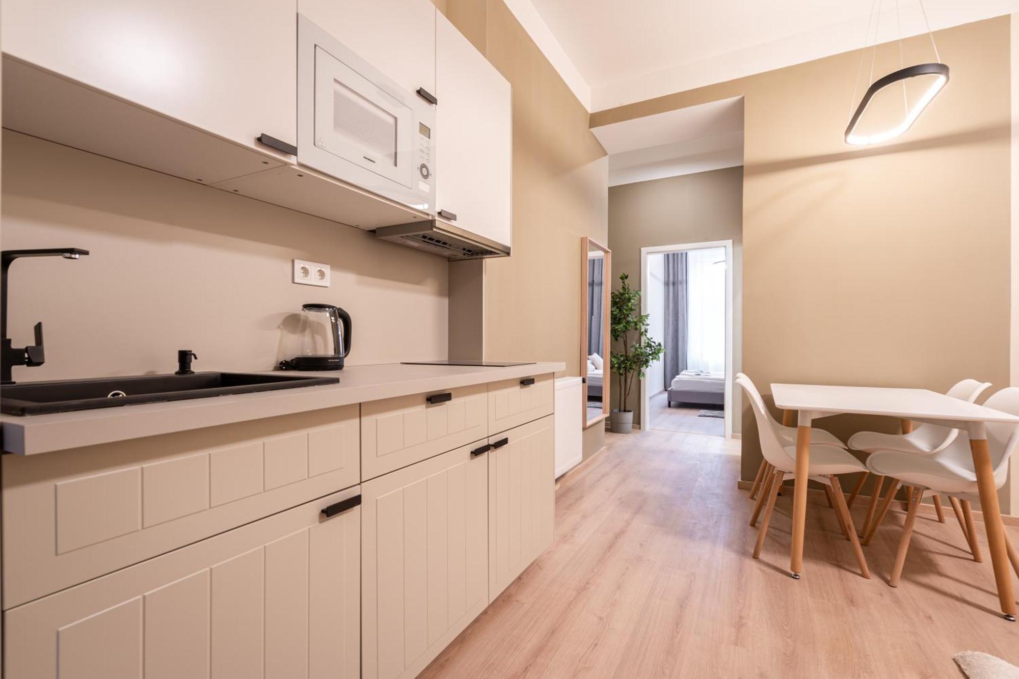 N36- Boutique Apartments, Best Location, By Bqa Budapest Room photo